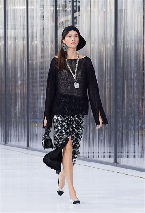 chanel kleid online kaufen|Chanel official site.